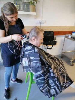Kadernícke služby - 484465605_582146104987599_4354947220708439528_n